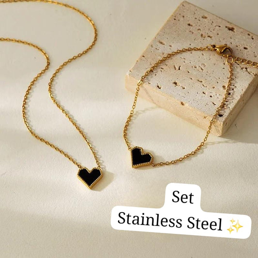 Set cadena y pulsera de Mano Corazón 🫶🏼 (Dorado y Negro)✨️