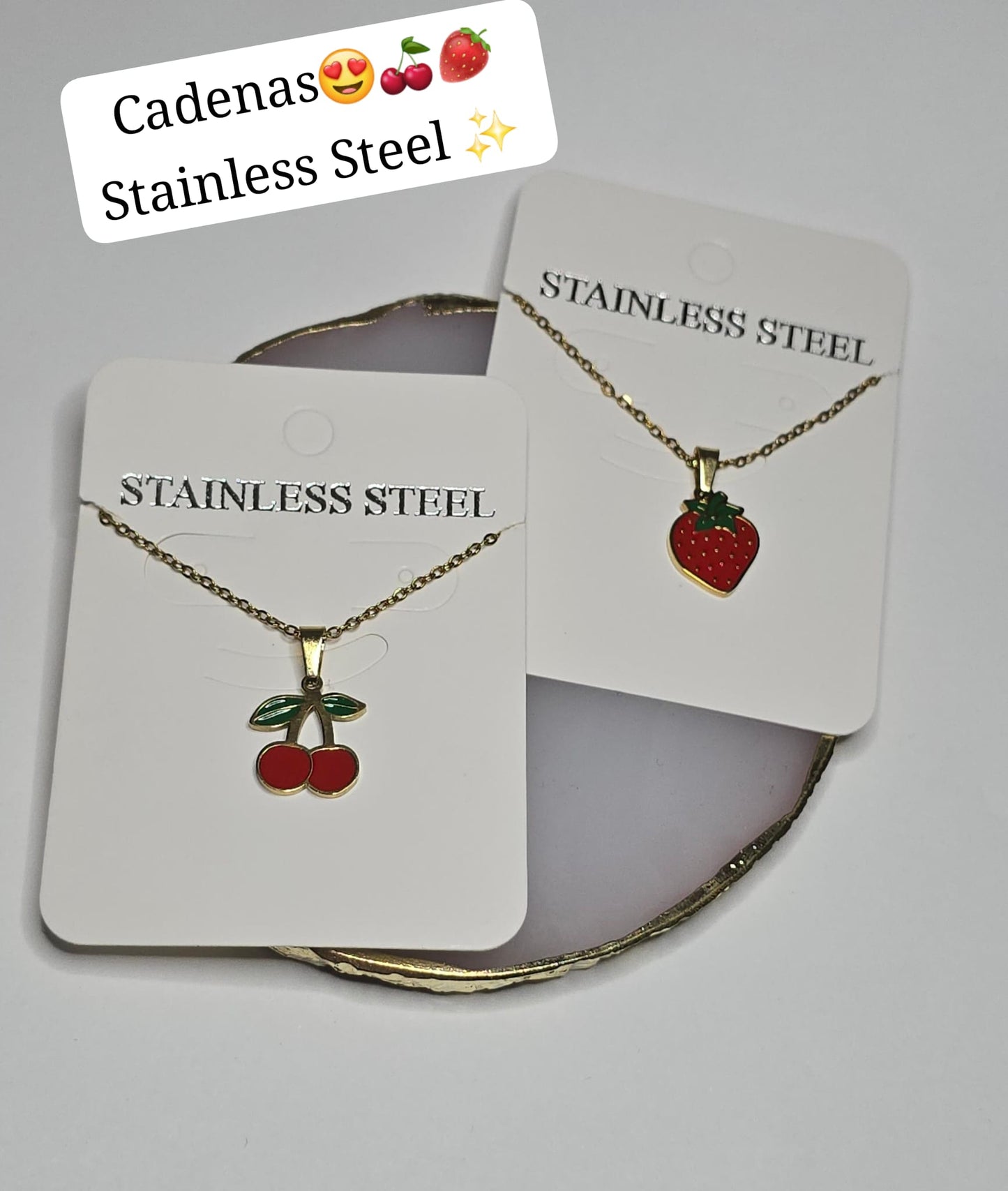 Cadena 🍒  y 🍓 color dorado ✨️