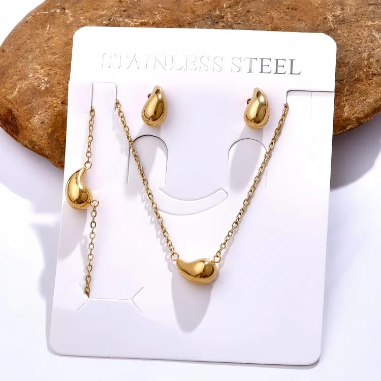 Set 3pcs diseño gota 💧 (dorado)