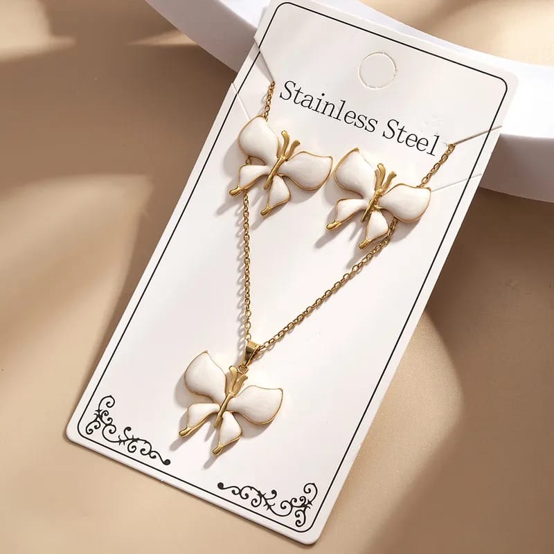 Set mariposa 🦋 (blanco/dorado)