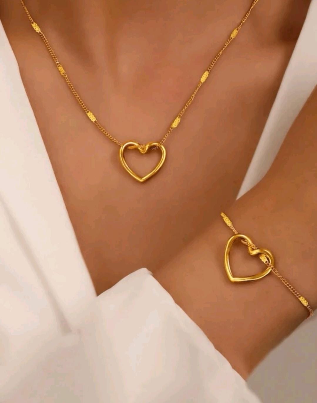Set Corazon Nuevo estilo dorado✨️