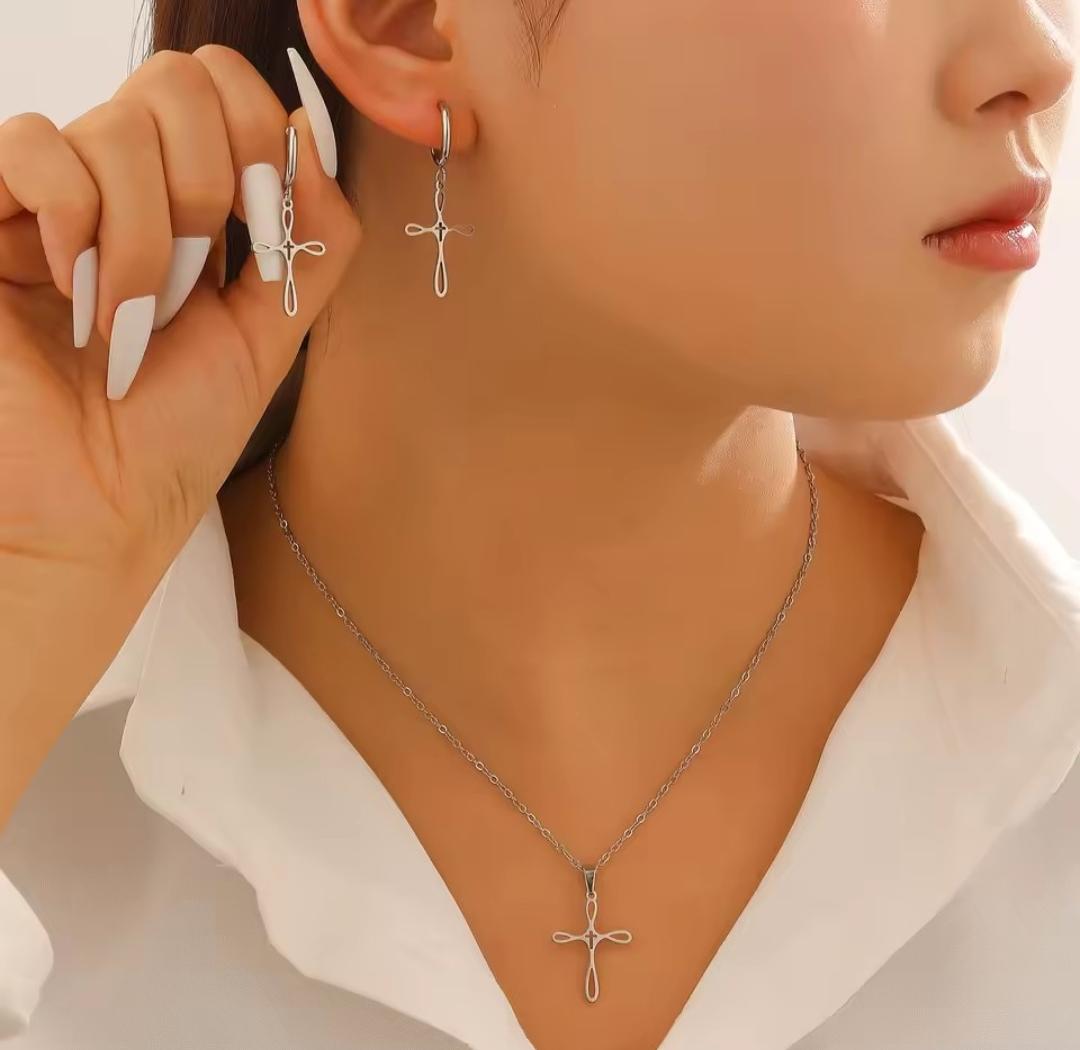 Set cruz plata (pantalla y cadena) ✨️