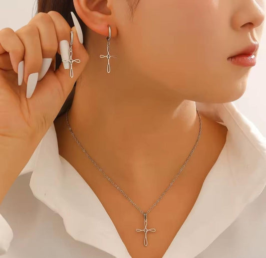 Set cruz plata (pantalla y cadena) ✨️