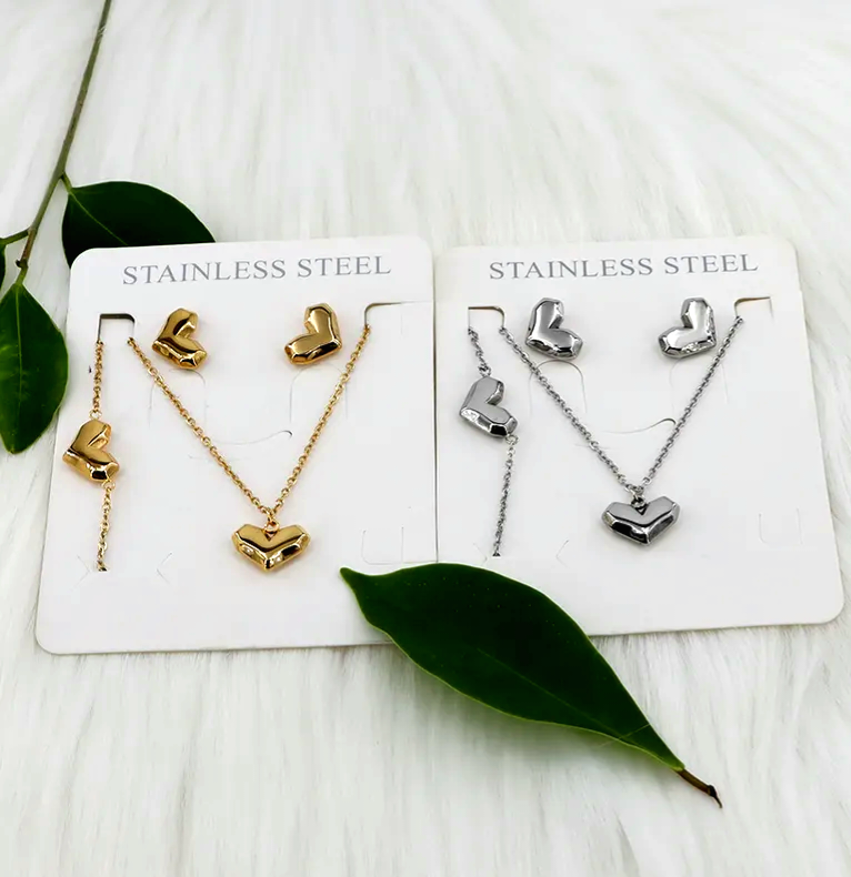 Set 3 pcs Corazón corto ❤️(Dorado)